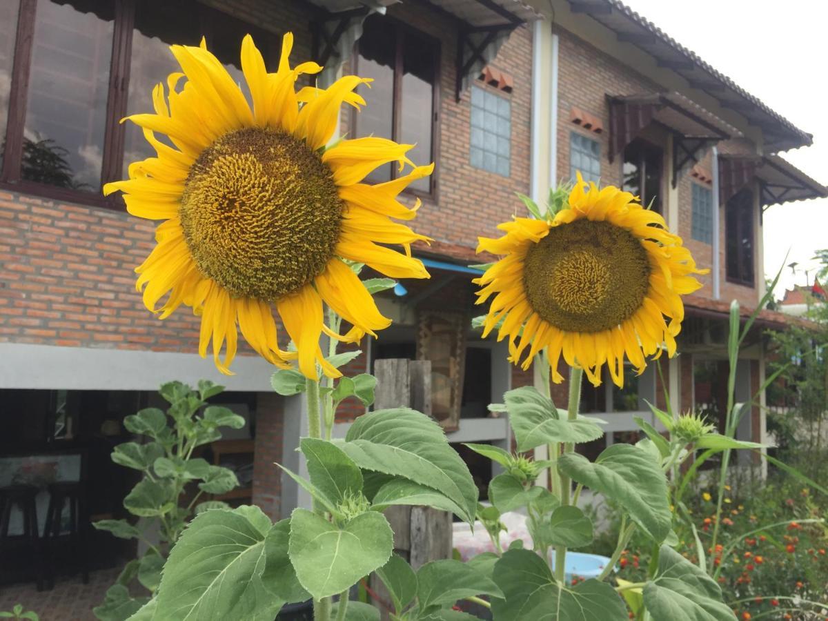 Silk Island Homestay Phnom Penh Exterior foto