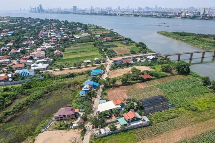 Silk Island Homestay Phnom Penh Exterior foto
